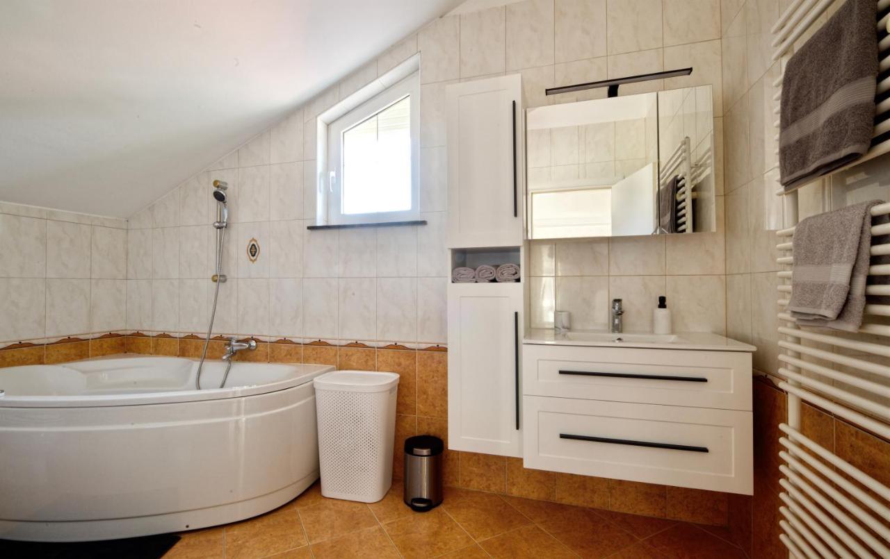 Drazice Relax House Nizic 빌라 외부 사진